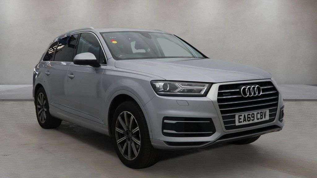 A 2019 AUDI Q7 3.0 TDI V6 45 Sport SUV 5dr Diesel Tiptronic quattro Euro 6 (s/s) (231 ps) A 2019 AUDI Q7 3.0 TDI V6 45 Sport SUV 5dr Diesel Tiptronic quattro Euro 6 (s/s) (231 ps)