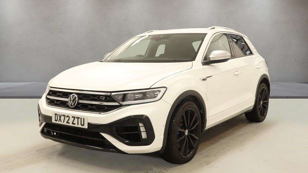 A 2022 VOLKSWAGEN T-ROC 2.0 TSI R SUV 5dr Petrol DSG 4Motion Euro 6 (s/s) (300 ps) A 2022 VOLKSWAGEN T-ROC 2.0 TSI R SUV 5dr Petrol DSG 4Motion Euro 6 (s/s) (300 ps)