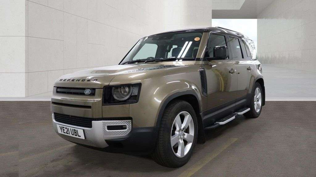 A 2021 LAND ROVER DEFENDER 2.0 SD4 First Edition SUV 5dr Diesel Auto 4WD | 7 SEATS || DIGITAL DASH | P A 2021 LAND ROVER DEFENDER 2.0 SD4 First Edition SUV 5dr Diesel Auto 4WD | 7 SEATS || DIGITAL DASH | P