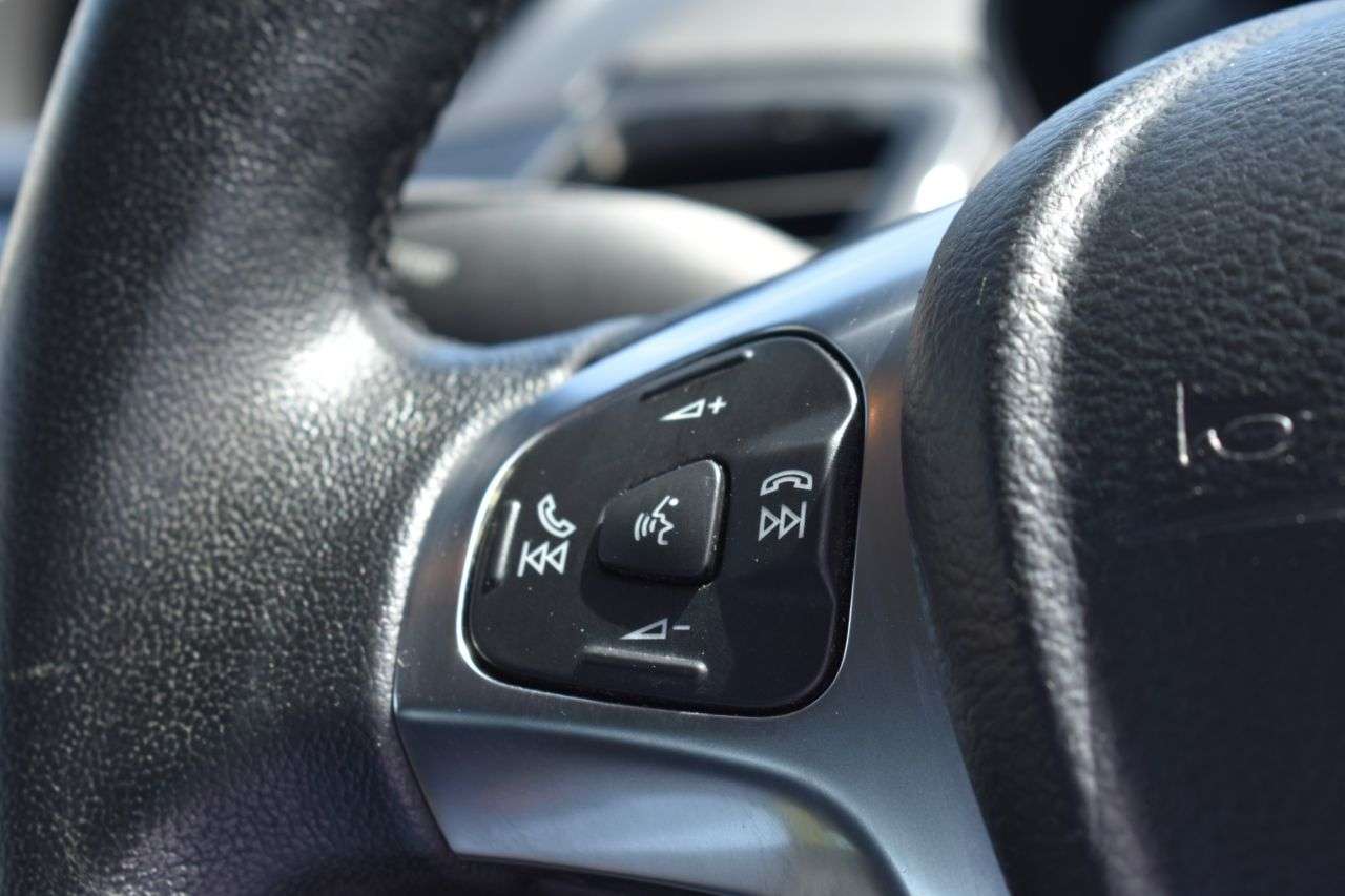 2014 FORD FIESTA 2014 FORD FIESTA