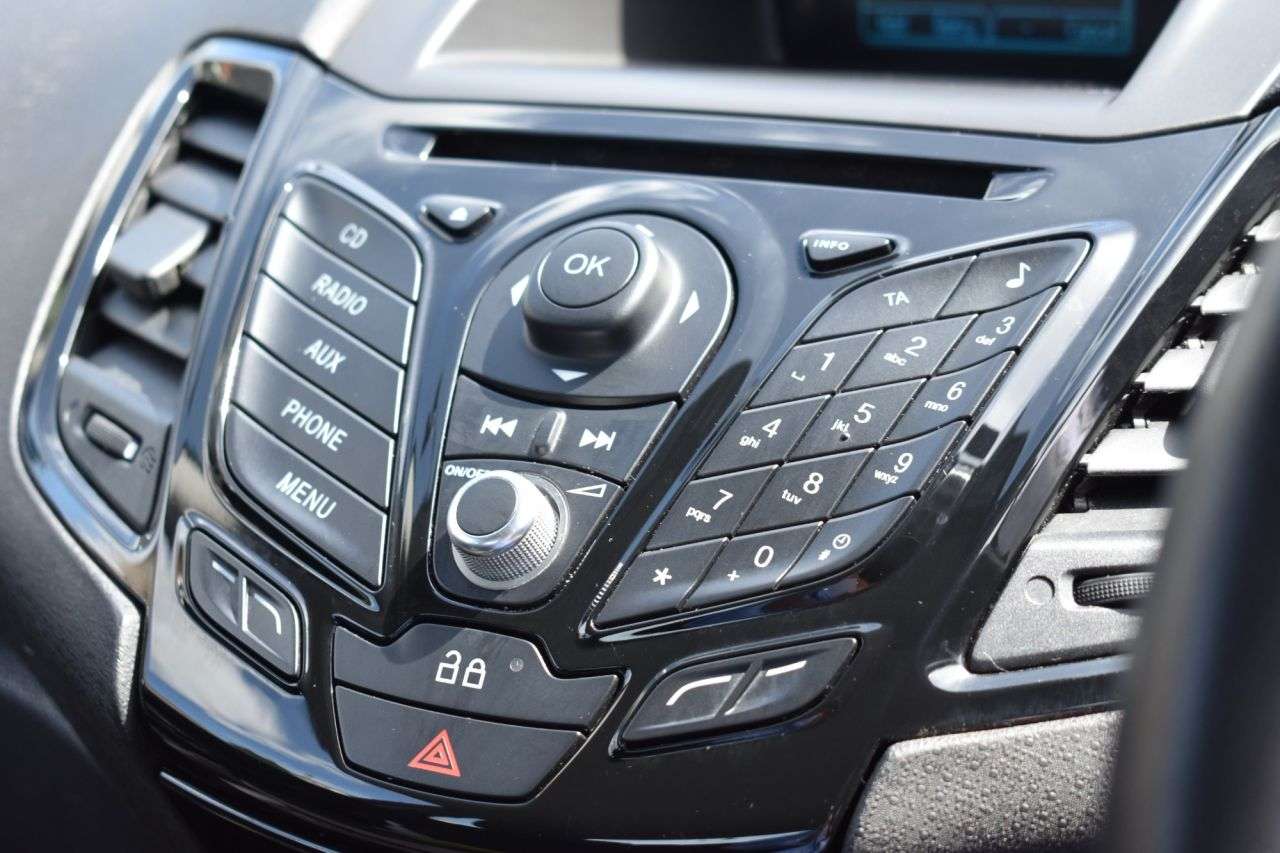 2014 FORD FIESTA 2014 FORD FIESTA