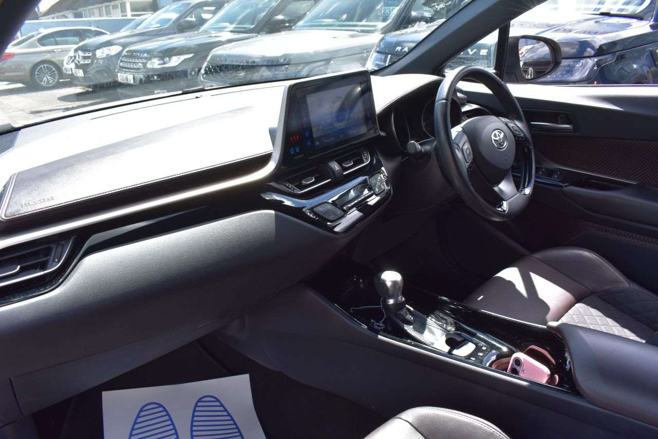 2017 TOYOTA C-HR 2017 TOYOTA C-HR