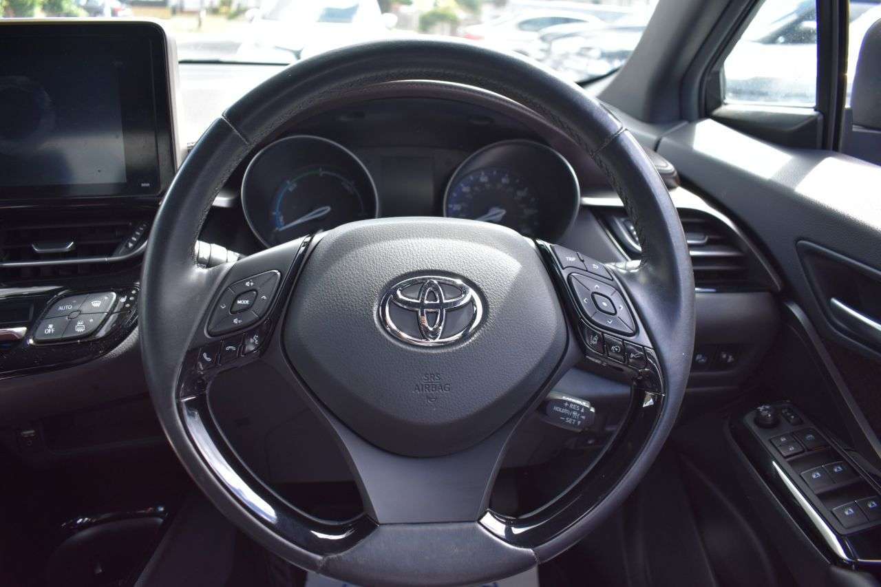 2017 TOYOTA C-HR 2017 TOYOTA C-HR
