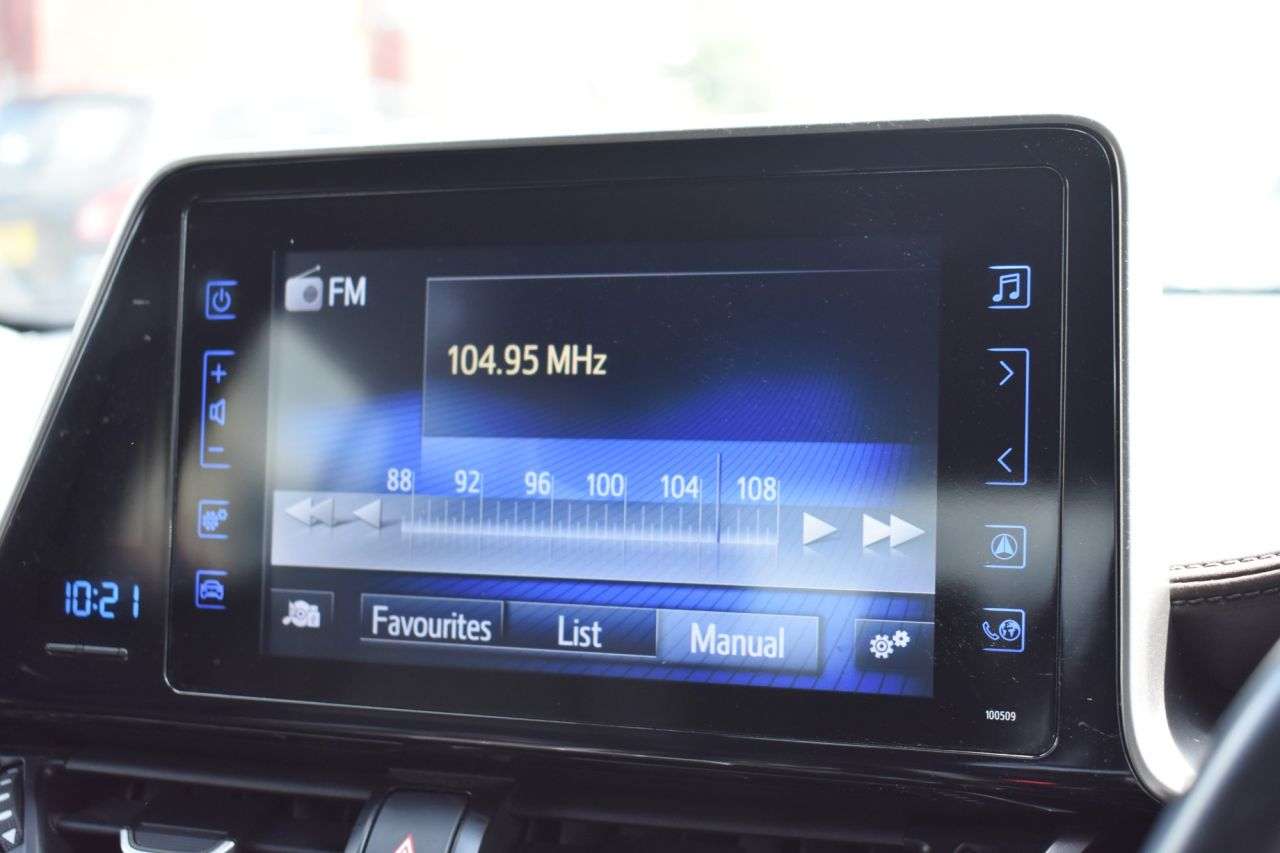 2017 TOYOTA C-HR 2017 TOYOTA C-HR