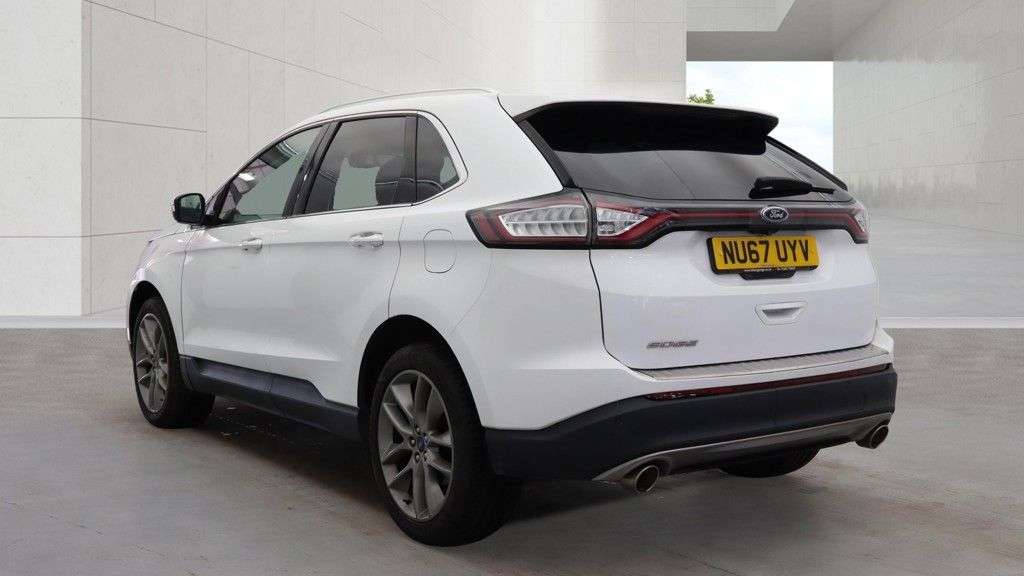 A 2017 FORD EDGE 2.0 TDCi Titanium SUV 5dr Diesel Manual AWD Euro 6 | REVERSE CAMERA | AIR C A 2017 FORD EDGE 2.0 TDCi Titanium SUV 5dr Diesel Manual AWD Euro 6 | REVERSE CAMERA | AIR C