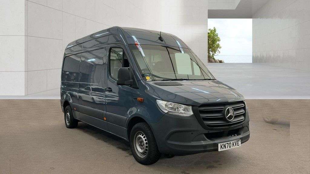 A 2020 MERCEDES-BENZ ESPRINTER NO VAT 55kWh Progressive Panel Van 5dr Electric Auto FWD L2 H2 20kW Charger A 2020 MERCEDES-BENZ ESPRINTER NO VAT 55kWh Progressive Panel Van 5dr Electric Auto FWD L2 H2 20kW Charger