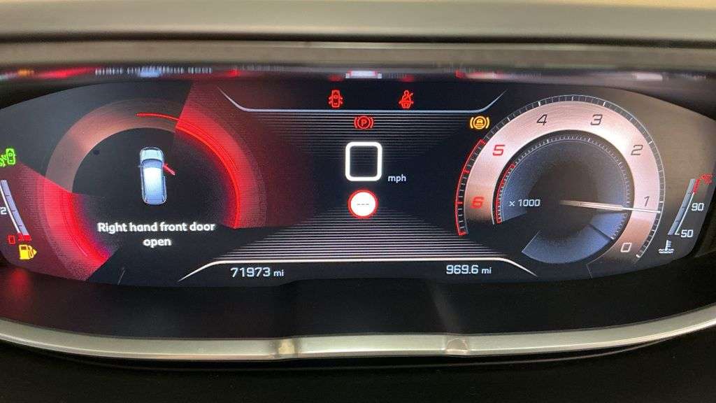 2018 PEUGEOT 5008 2018 PEUGEOT 5008