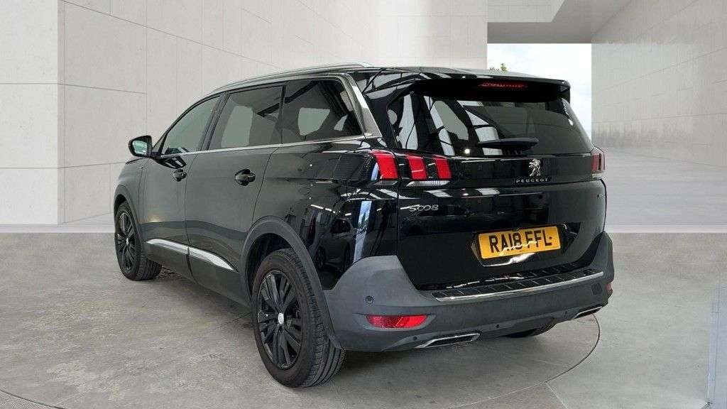 2018 PEUGEOT 5008 2018 PEUGEOT 5008