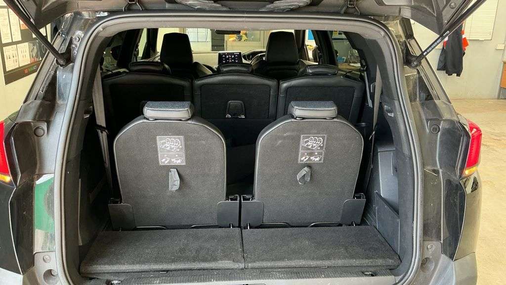 2018 PEUGEOT 5008 2018 PEUGEOT 5008