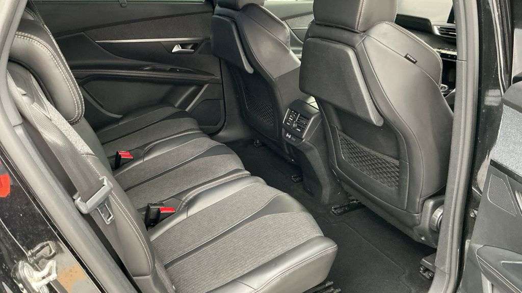2018 PEUGEOT 5008 2018 PEUGEOT 5008