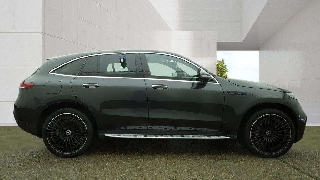 A 2022 MERCEDES-BENZ EQC EQC 400 80kWh AMG Line (Premium Plus) SUV 5dr Electric Auto 4MATIC | 2 KEYS A 2022 MERCEDES-BENZ EQC EQC 400 80kWh AMG Line (Premium Plus) SUV 5dr Electric Auto 4MATIC | 2 KEYS