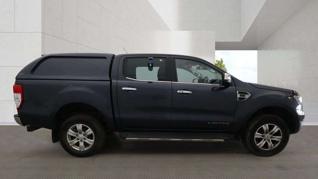 A 2020 FORD RANGER 2.0 EcoBlue Limited Pickup Double Cab 4dr Diesel Manual 4WD Euro 6 | 2 KEYS A 2020 FORD RANGER 2.0 EcoBlue Limited Pickup Double Cab 4dr Diesel Manual 4WD Euro 6 | 2 KEYS