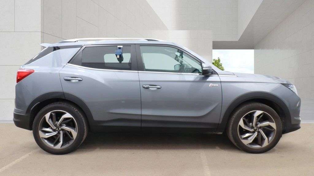 A 2023 SSANGYONG KORANDO 1.5 Ultimate SUV 5dr Petrol Auto Euro 6 | 2 KEYS | SAT NAV | PARKING SENSOR A 2023 SSANGYONG KORANDO 1.5 Ultimate SUV 5dr Petrol Auto Euro 6 | 2 KEYS | SAT NAV | PARKING SENSOR