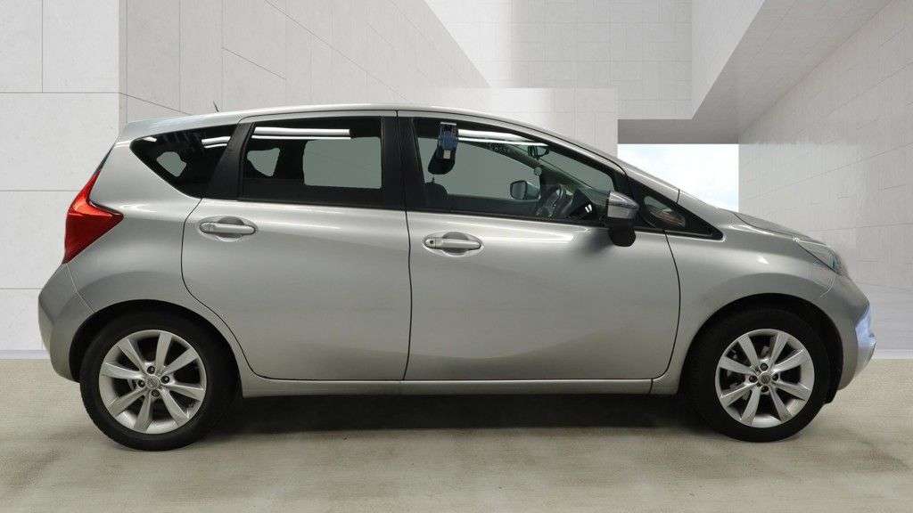A 2014 NISSAN NOTE 1.2 DIG-S Acenta Hatchback 5dr Petrol CVT Euro 5 | 2 KEYS | AIR CONDITIONIN A 2014 NISSAN NOTE 1.2 DIG-S Acenta Hatchback 5dr Petrol CVT Euro 5 | 2 KEYS | AIR CONDITIONIN