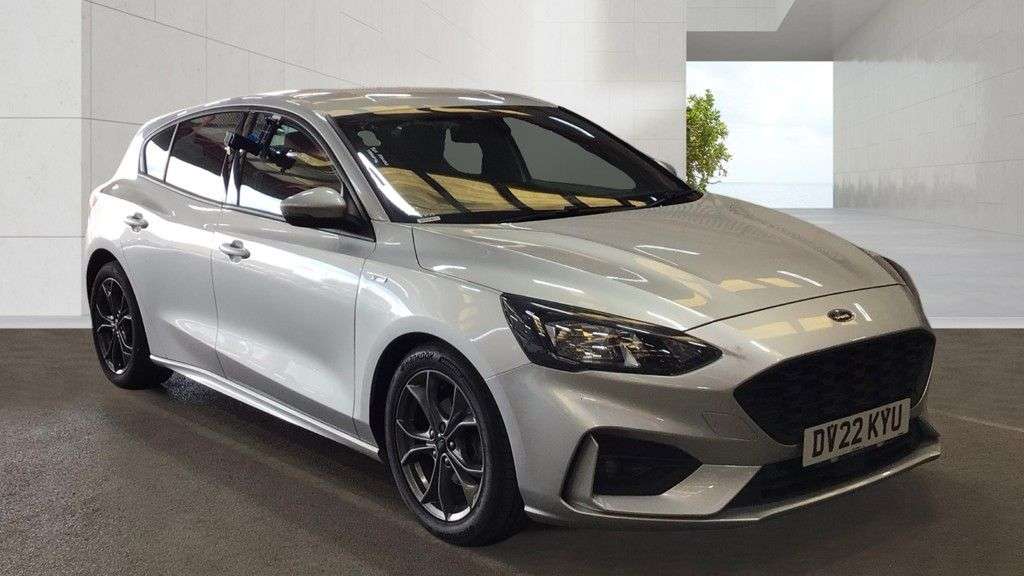 A 2022 FORD FOCUS 1.0T EcoBoost ST-Line Edition Hatchback 5dr Petrol Manual Euro 6 (s/s) (125 A 2022 FORD FOCUS 1.0T EcoBoost ST-Line Edition Hatchback 5dr Petrol Manual Euro 6 (s/s) (125