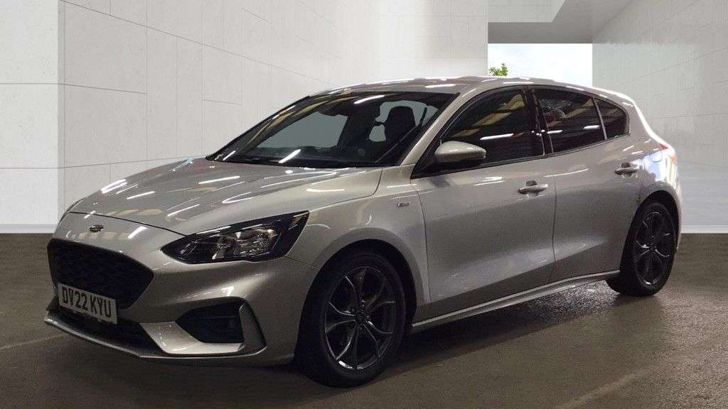 A 2022 FORD FOCUS 1.0T EcoBoost ST-Line Edition Hatchback 5dr Petrol Manual Euro 6 (s/s) (125 A 2022 FORD FOCUS 1.0T EcoBoost ST-Line Edition Hatchback 5dr Petrol Manual Euro 6 (s/s) (125