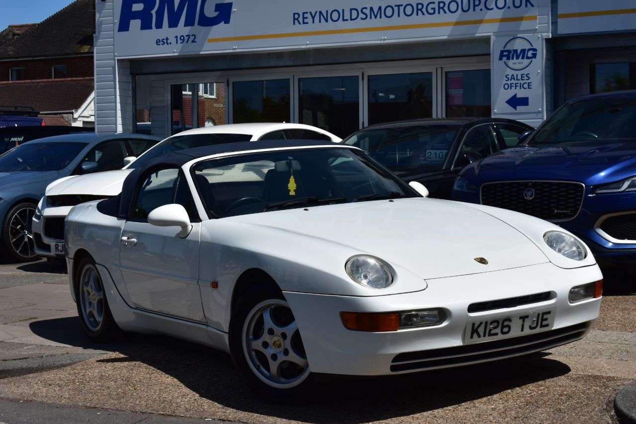 A 1993 PORSCHE 968 3l 2dr 240 BHP CONVERTIBLE MANUAL 6 SPEED RARE CLASSIC CAR RARE MANUAL MODE A 1993 PORSCHE 968 3l 2dr 240 BHP CONVERTIBLE MANUAL 6 SPEED RARE CLASSIC CAR RARE MANUAL MODE