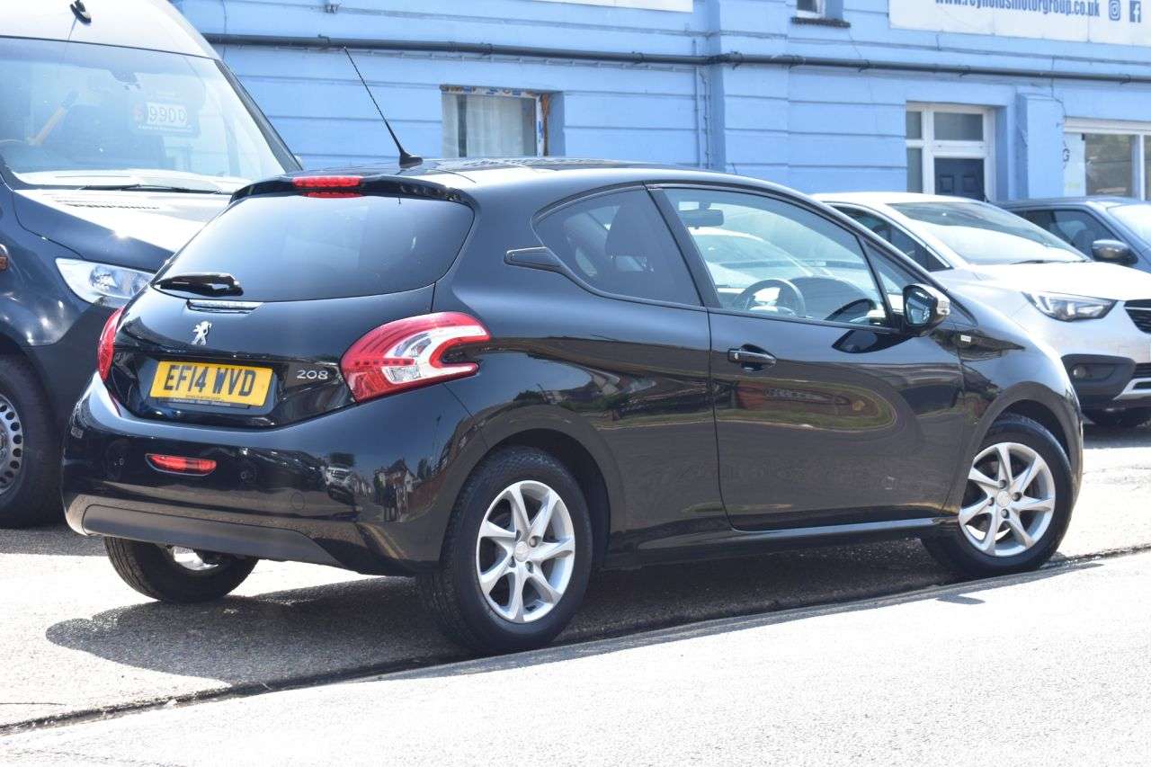 2014 PEUGEOT 208 2014 PEUGEOT 208
