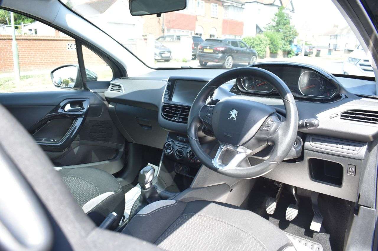 2014 PEUGEOT 208 2014 PEUGEOT 208