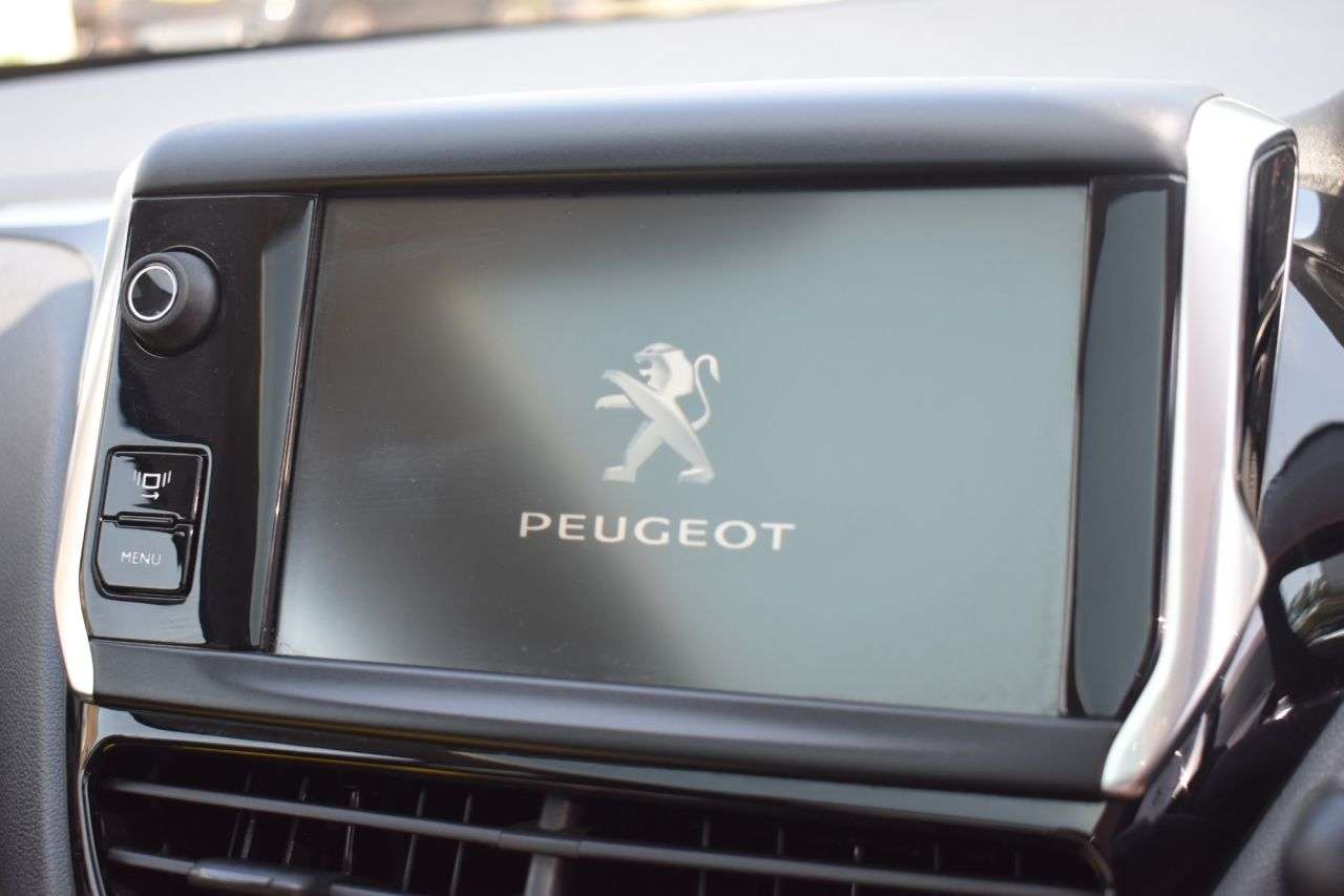 2014 PEUGEOT 208 2014 PEUGEOT 208