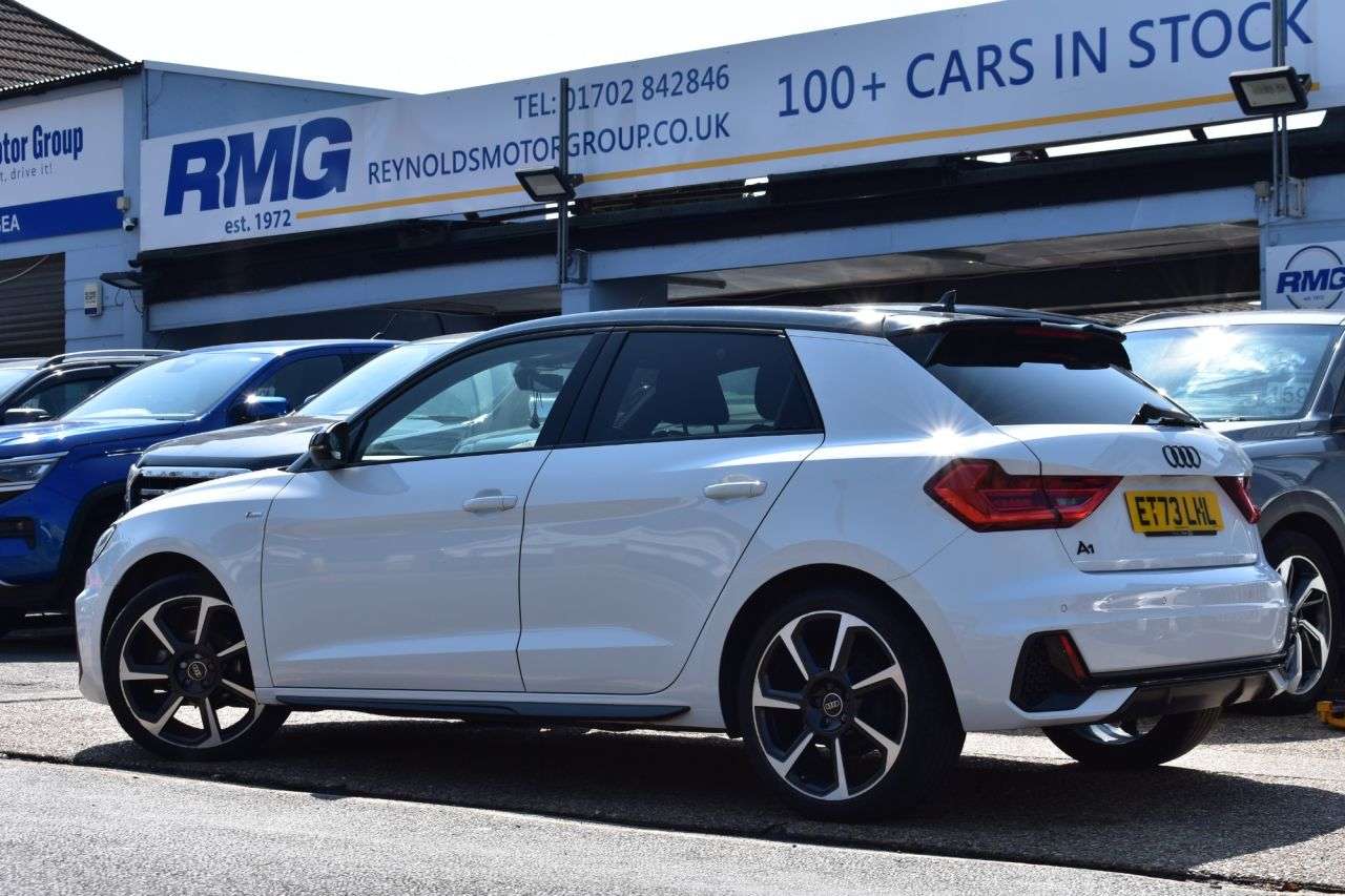 2024 AUDI A1 2024 AUDI A1