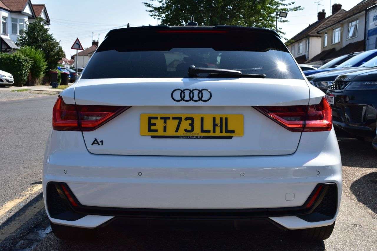 2024 AUDI A1 2024 AUDI A1