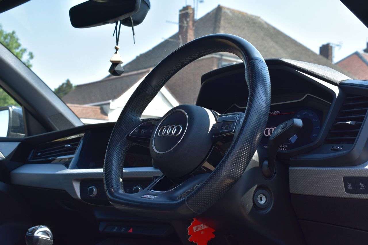 2024 AUDI A1 2024 AUDI A1