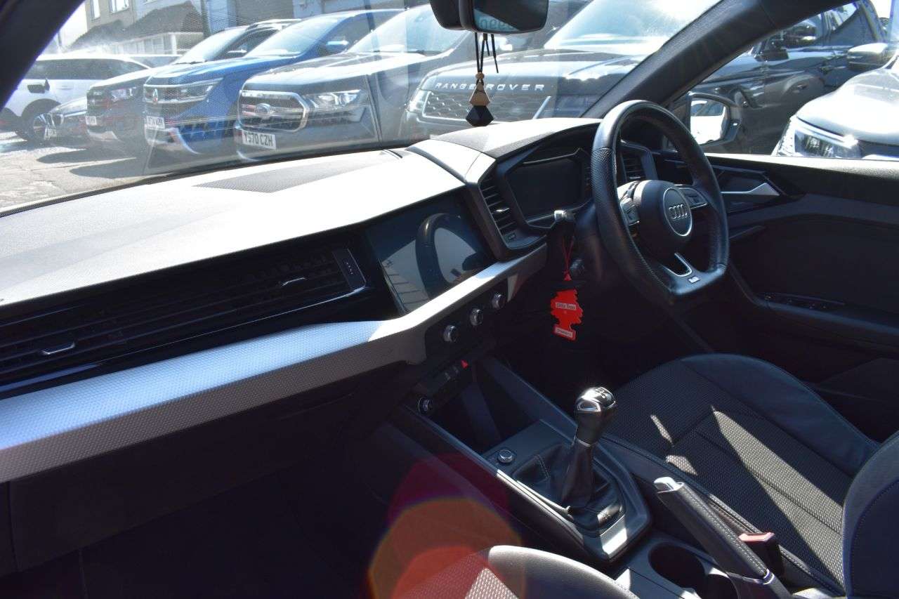 2024 AUDI A1 2024 AUDI A1
