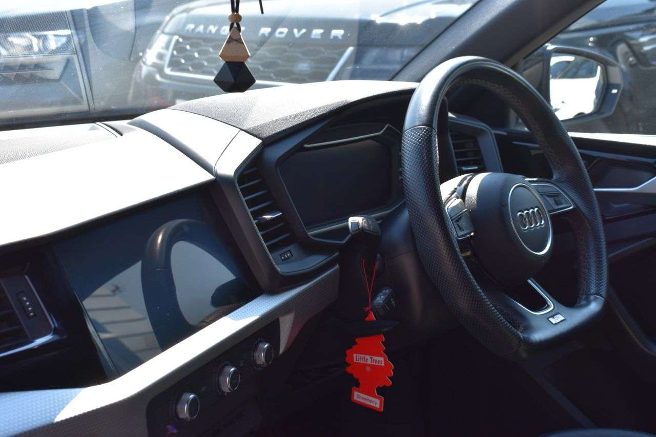 2024 AUDI A1 2024 AUDI A1