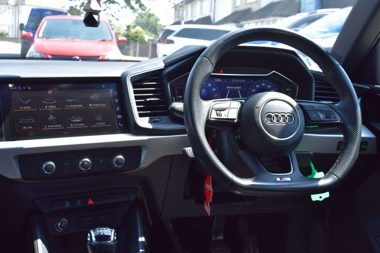 2024 AUDI A1 2024 AUDI A1