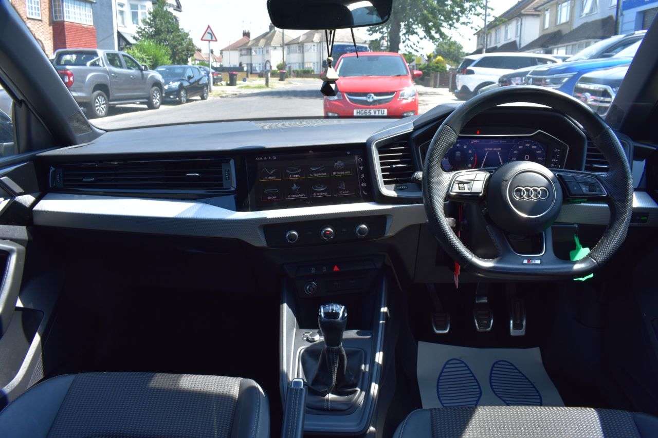 2024 AUDI A1 2024 AUDI A1