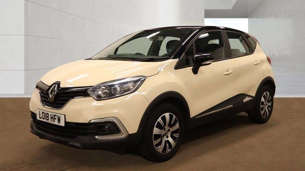 A 2018 RENAULT CAPTUR 0.9 TCe ENERGY Play SUV 5dr Petrol Manual Euro 6 | AIRCON | ALLOY WHEELS A 2018 RENAULT CAPTUR 0.9 TCe ENERGY Play SUV 5dr Petrol Manual Euro 6 | AIRCON | ALLOY WHEELS