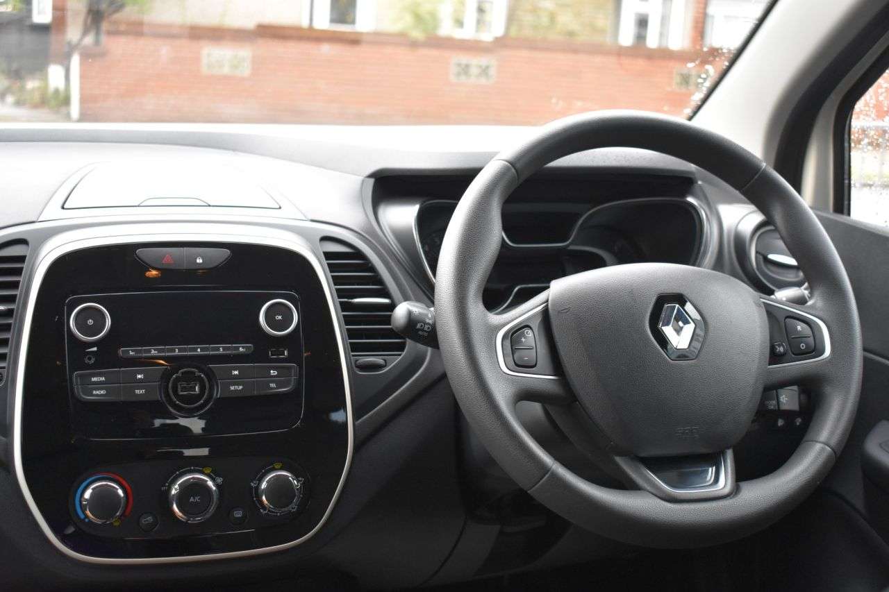2018 RENAULT CAPTUR 2018 RENAULT CAPTUR