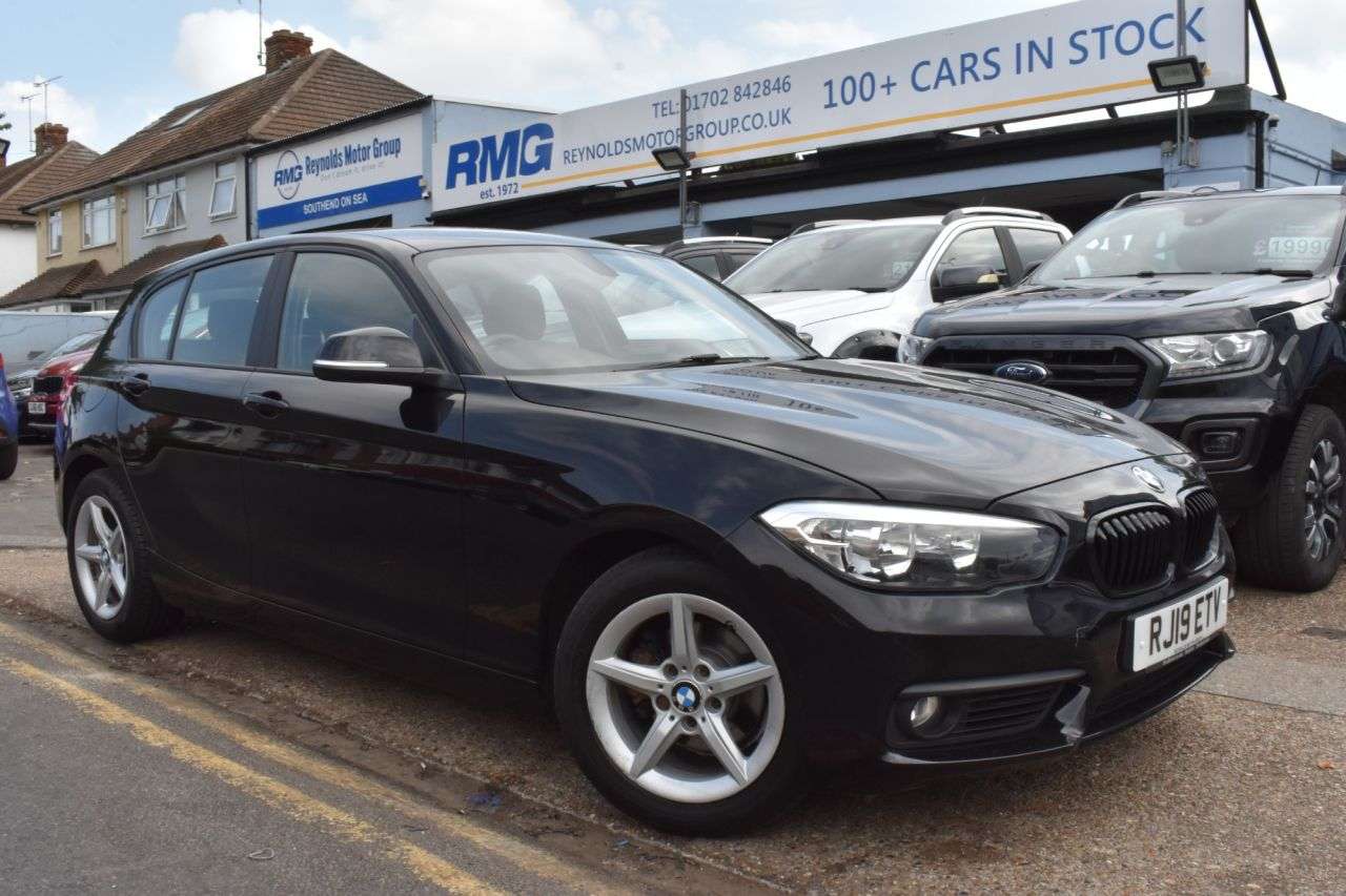 A 2019 BMW 1 SERIES AUGUST SPECIAL PRICE THIS WEEK ONLY DONT MISS OUT 1.5 118i GPF SE Hatchback A 2019 BMW 1 SERIES AUGUST SPECIAL PRICE THIS WEEK ONLY DONT MISS OUT 1.5 118i GPF SE Hatchback