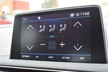 2020 PEUGEOT 5008 2020 PEUGEOT 5008