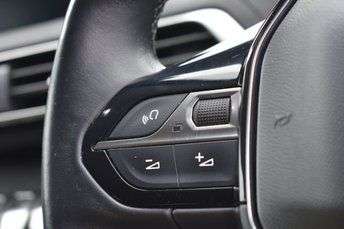 2020 PEUGEOT 5008 2020 PEUGEOT 5008