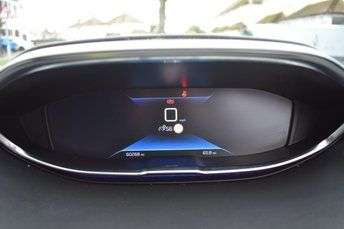 2020 PEUGEOT 5008 2020 PEUGEOT 5008