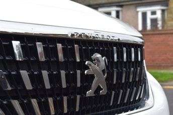 2020 PEUGEOT 5008 2020 PEUGEOT 5008