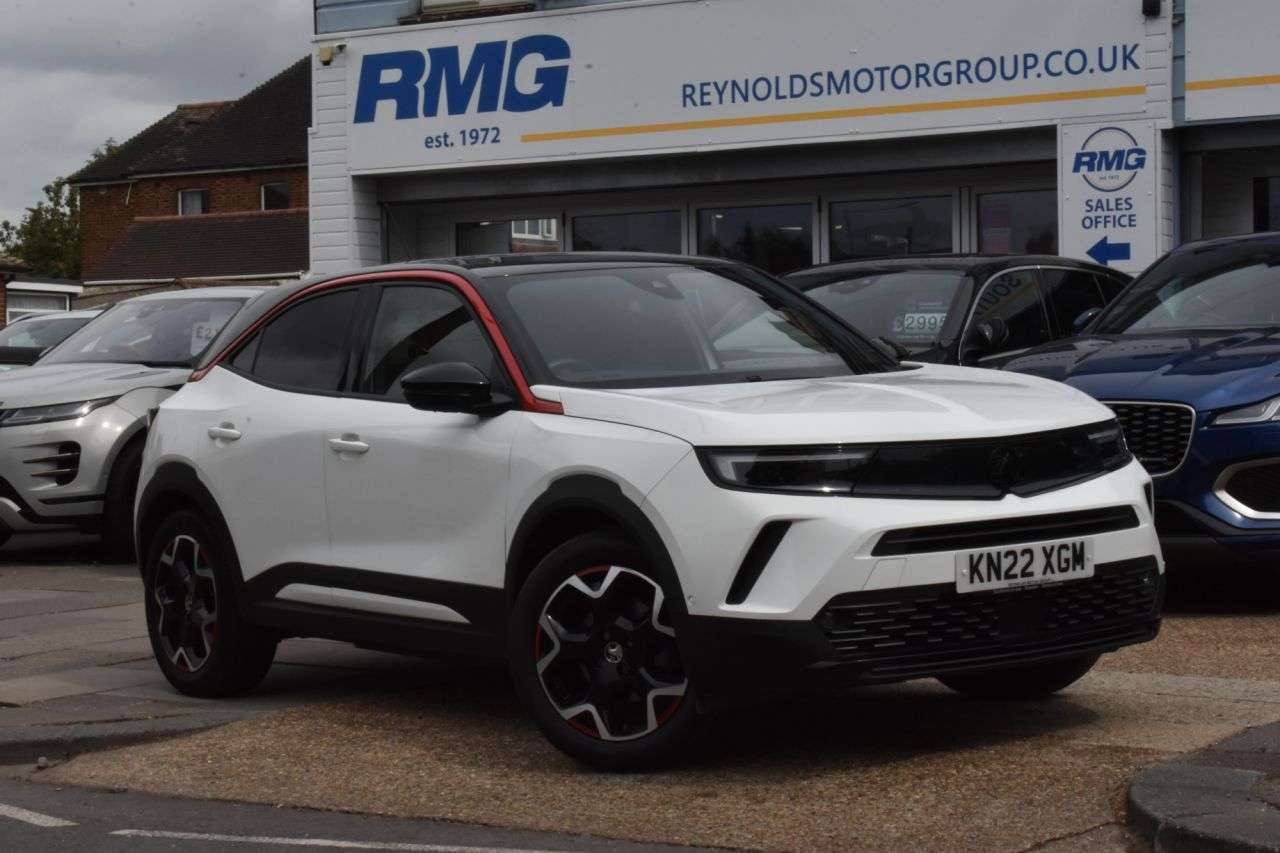A 2022 VAUXHALL MOKKA ELECTRIC 50kWh SRi Premium SUV 5dr Electric Auto | 2 KEYS | REVERSE CAMERA | PARKING A 2022 VAUXHALL MOKKA ELECTRIC 50kWh SRi Premium SUV 5dr Electric Auto | 2 KEYS | REVERSE CAMERA | PARKING