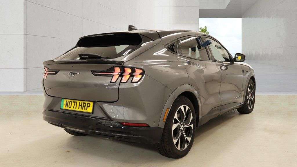 2021 FORD MUSTANG MACH-E 2021 FORD MUSTANG MACH-E