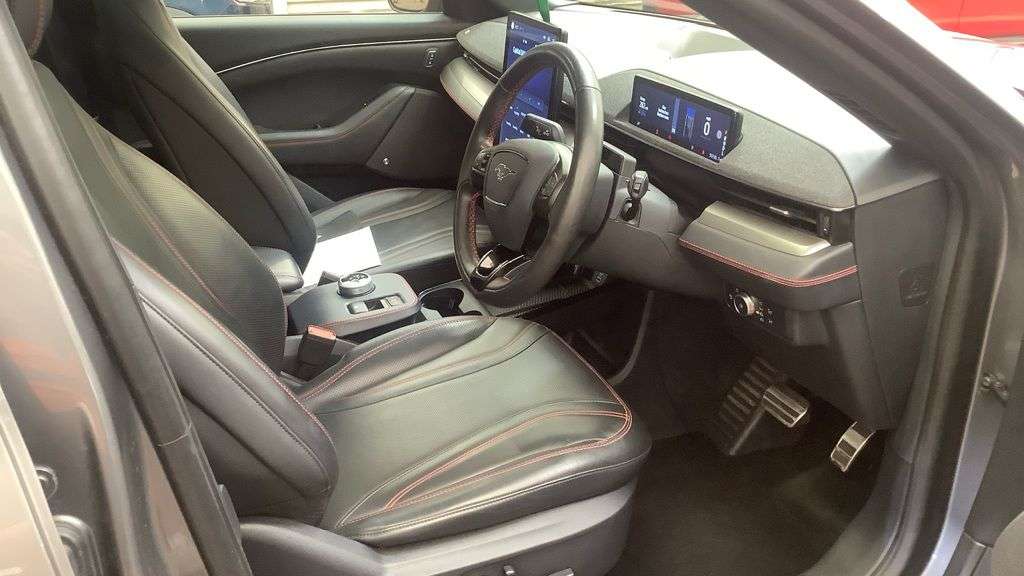 2021 FORD MUSTANG MACH-E 2021 FORD MUSTANG MACH-E