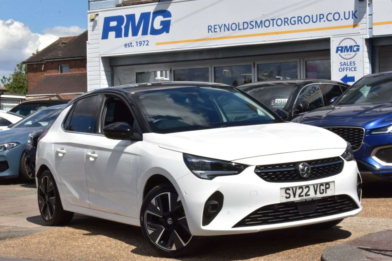 A 2022 VAUXHALL CORSA-E 50kWh Elite Premium Hatchback 5dr Electric Auto | HEATED SEATS | HEATED STE A 2022 VAUXHALL CORSA-E 50kWh Elite Premium Hatchback 5dr Electric Auto | HEATED SEATS | HEATED STE