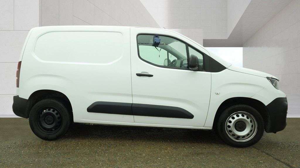 A 2023 PEUGEOT PARTNER NO VAT 1.5 BlueHDi 1000 Professional Premium + Standard Panel Van 5dr Diese A 2023 PEUGEOT PARTNER NO VAT 1.5 BlueHDi 1000 Professional Premium + Standard Panel Van 5dr Diese