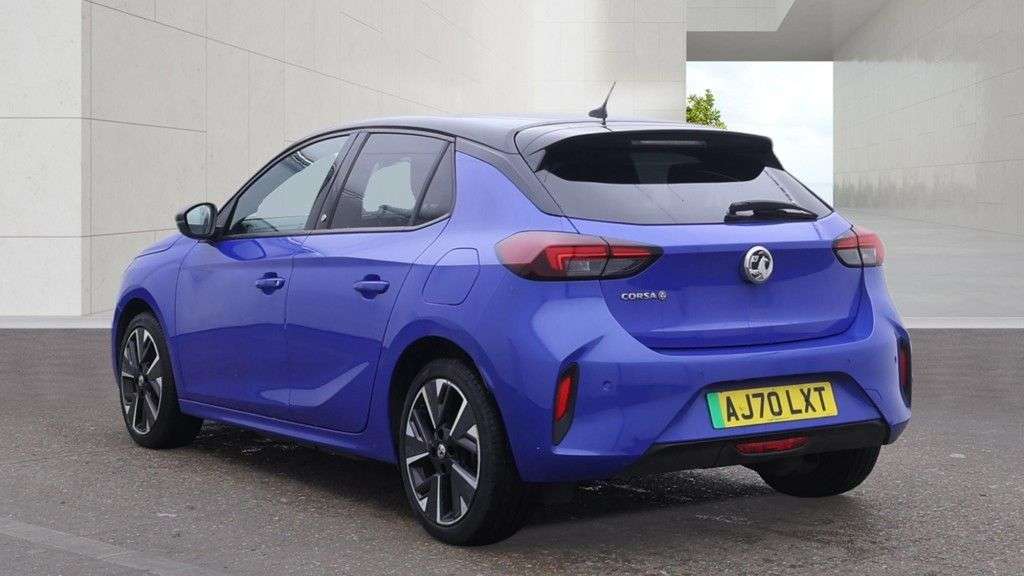 A 2021 VAUXHALL ADAM 50kWh SRi Nav Premium Hatchback 5dr Electric Auto (7.4Kw Charger) | 2 KEYS A 2021 VAUXHALL ADAM 50kWh SRi Nav Premium Hatchback 5dr Electric Auto (7.4Kw Charger) | 2 KEYS