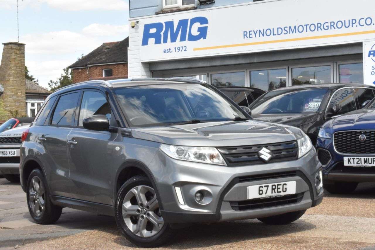 A 2017 SUZUKI VITARA 1.6 SZ-T SUV 5dr Petrol Auto Euro 6 | REVERSE CAMERA | ULEZ | AUTO REVERSE A 2017 SUZUKI VITARA 1.6 SZ-T SUV 5dr Petrol Auto Euro 6 | REVERSE CAMERA | ULEZ | AUTO REVERSE