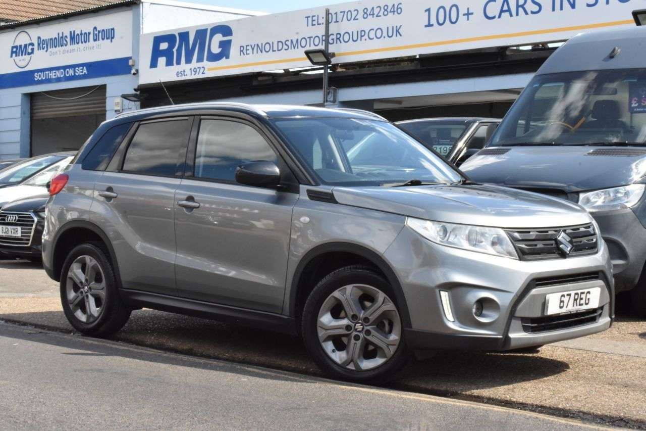A 2017 SUZUKI VITARA 1.6 SZ-T SUV 5dr Petrol Auto Euro 6 | REVERSE CAMERA | ULEZ | AUTO REVERSE A 2017 SUZUKI VITARA 1.6 SZ-T SUV 5dr Petrol Auto Euro 6 | REVERSE CAMERA | ULEZ | AUTO REVERSE