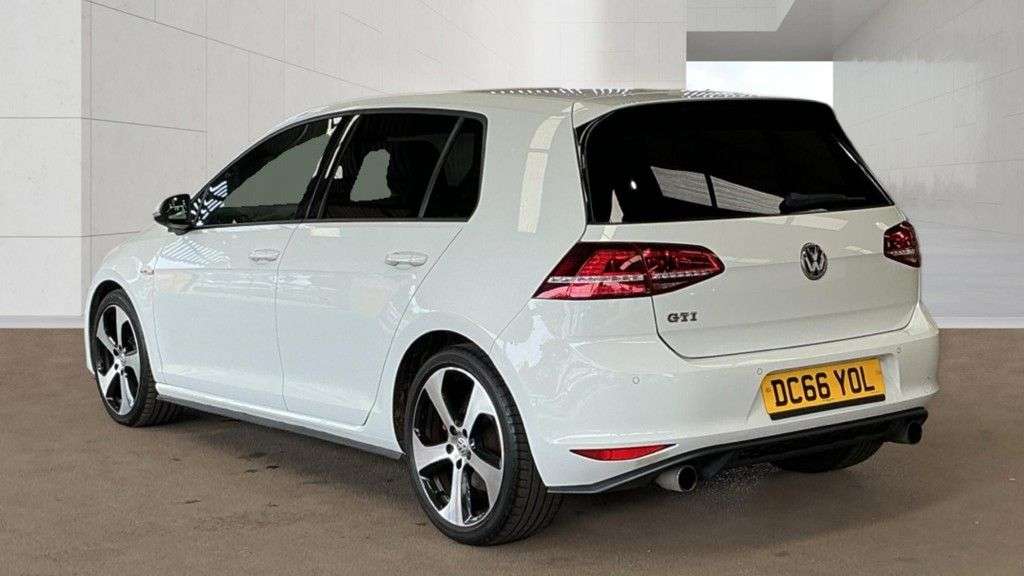 2017 VOLKSWAGEN GOLF 2017 VOLKSWAGEN GOLF