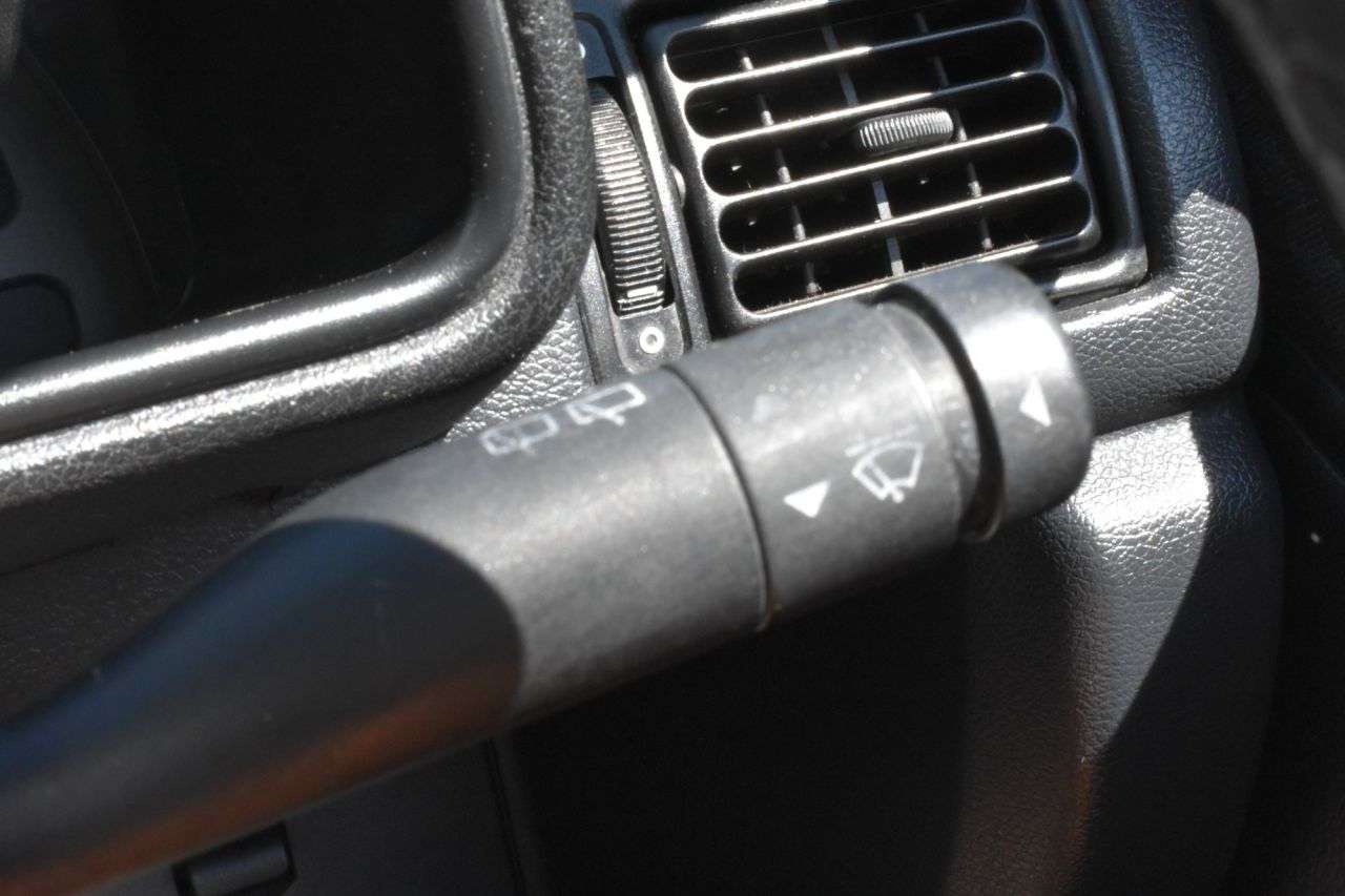 1995 FORD FIESTA 1995 FORD FIESTA