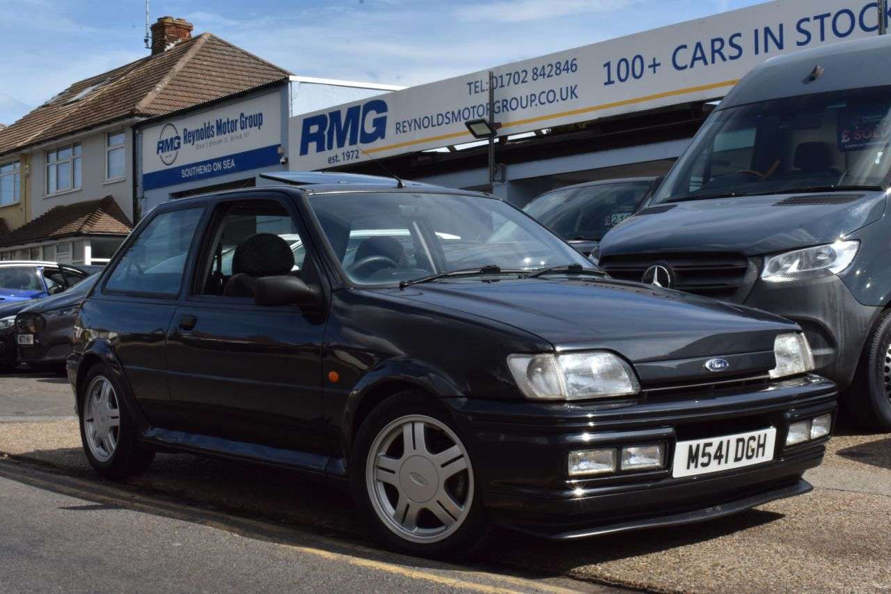 A 1995 FORD FIESTA FORD FIESTA RS1800 | STANDARD CAR WITH GREAT HISTORY | 2 KEYS | GENUINE RS1 A 1995 FORD FIESTA FORD FIESTA RS1800 | STANDARD CAR WITH GREAT HISTORY | 2 KEYS | GENUINE RS1