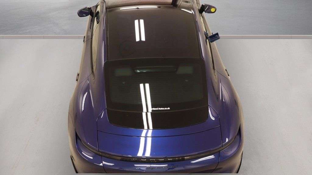 2020 PORSCHE TAYCAN 2020 PORSCHE TAYCAN